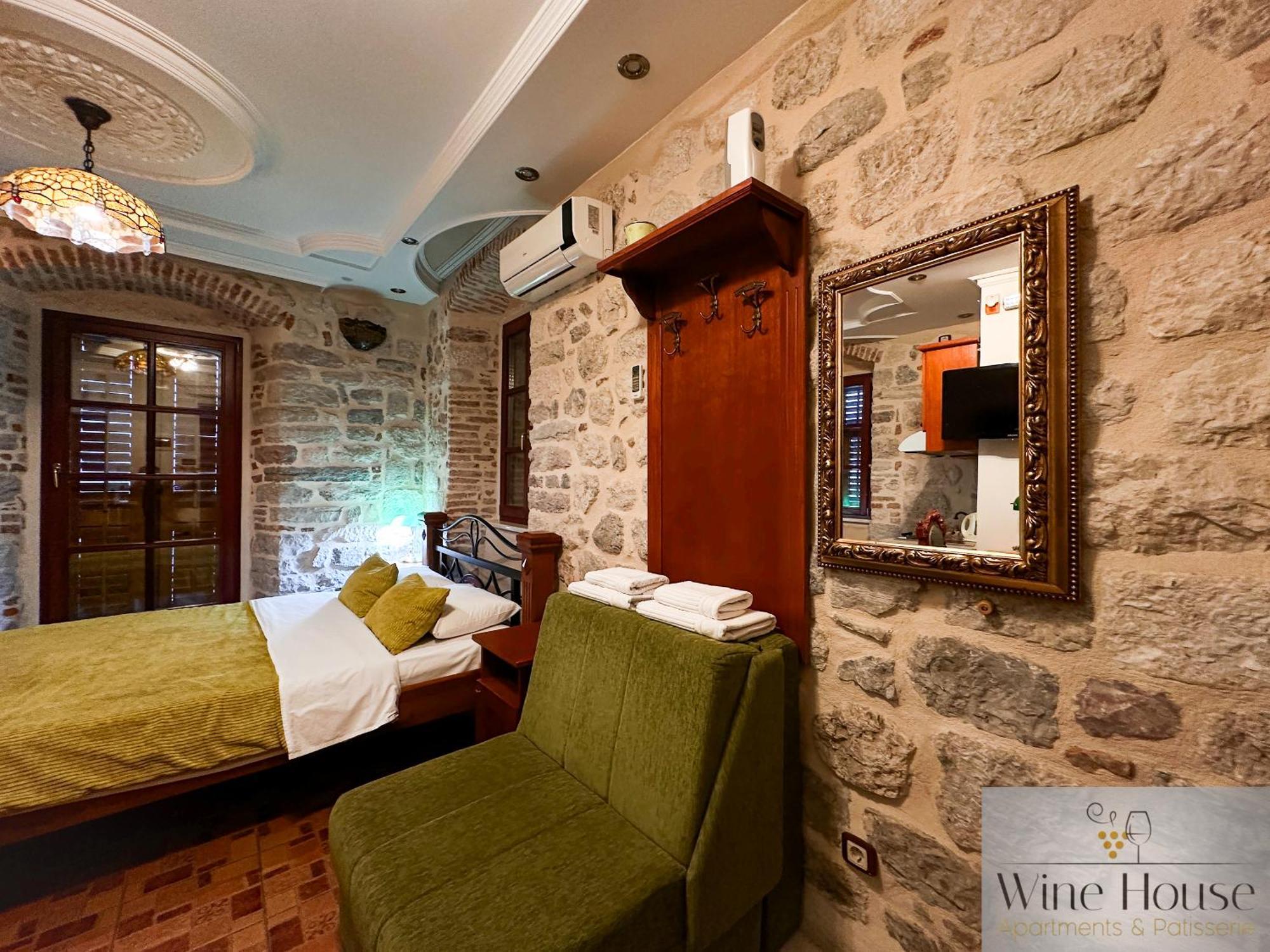 Apartments Wine House Old Town Kotor Exterior photo